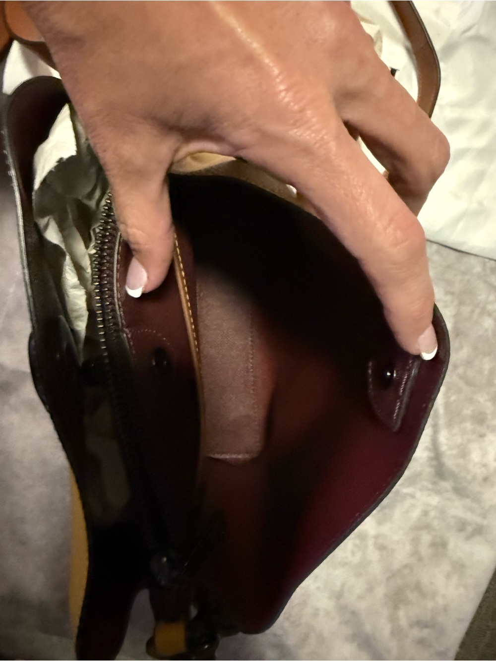 Coach Willow Bucket Bucket Bag in Mustard Yellow - Picture 8 of 9